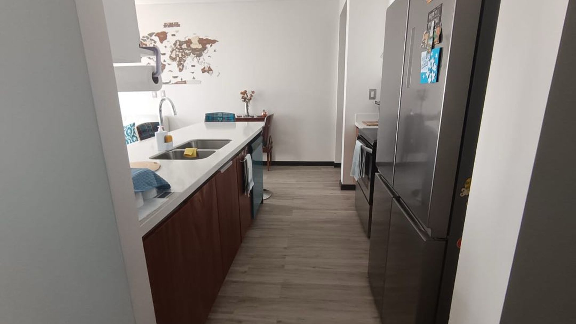 Apartamento Amueblado en Venta Lirios de Cayala Zona 16 - Miniatura 4