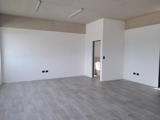 Ofiespacio en Venta o Renta en El Naranjo - 4