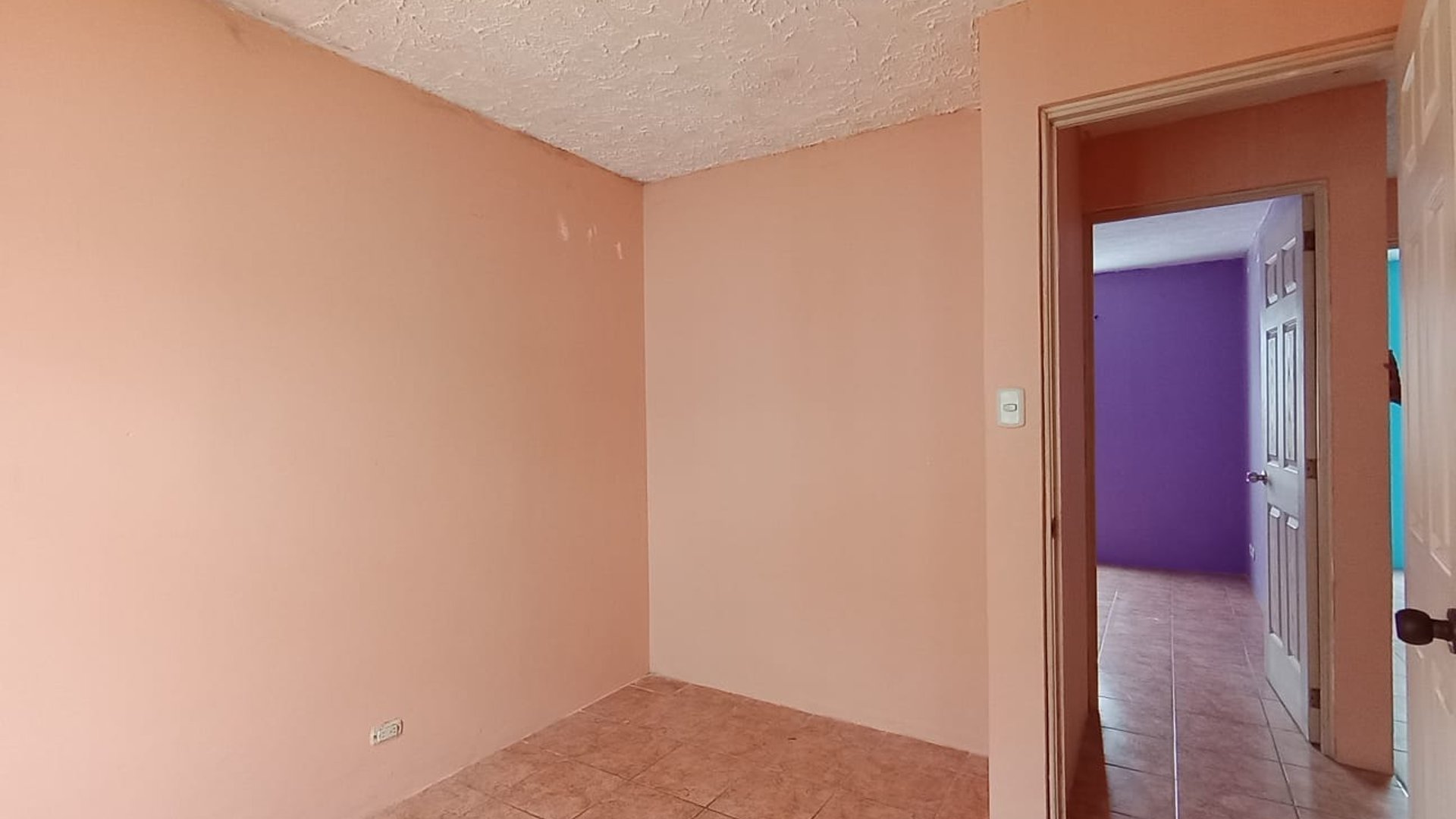 CASA DE 2 NIVELES EN SAN MIGUEL ESCOBAR - Miniatura 13