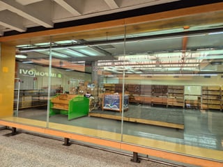 📍 LOCAL EN RENTA – EDIFICIO GRAN CENTRO COMERCIAL | ZONA 4 - 2