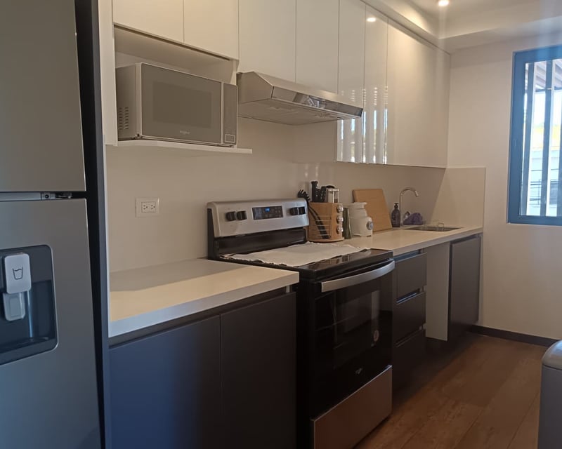 Apartamento amueblado en Renta zona 10