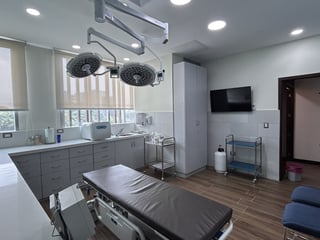 Oficina en venta zona 10 - Image 3