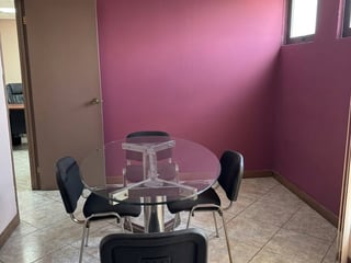 Oficina en renta en zona 15 Edificio de uso mixto - 3