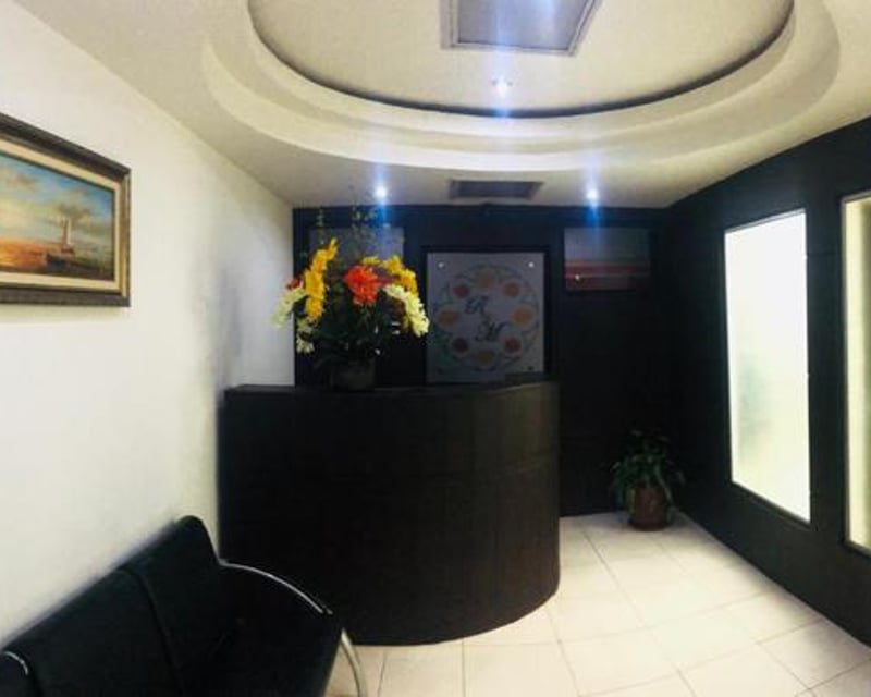 Alquilo Oficina en edificio Paseo Plaza zona 10