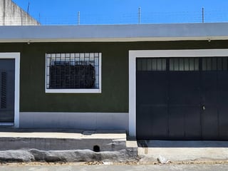 Casa en venta en Linda Vista, Villa Nueva. - Image 1