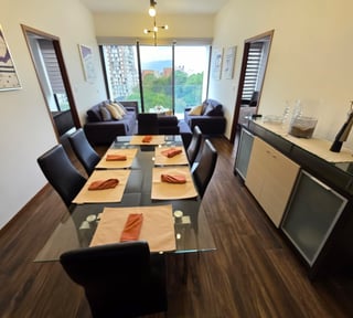 Apartamento en venta amueblado de 2 habitaciones en  zona 10 Ref-5294