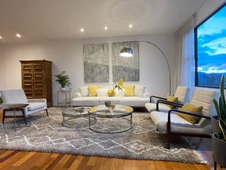 📍 APARTAMENTO AMUEBLADO EN RENTA – 3 HAB | EDIFICIO LUCCA | ZONA 10 - 4