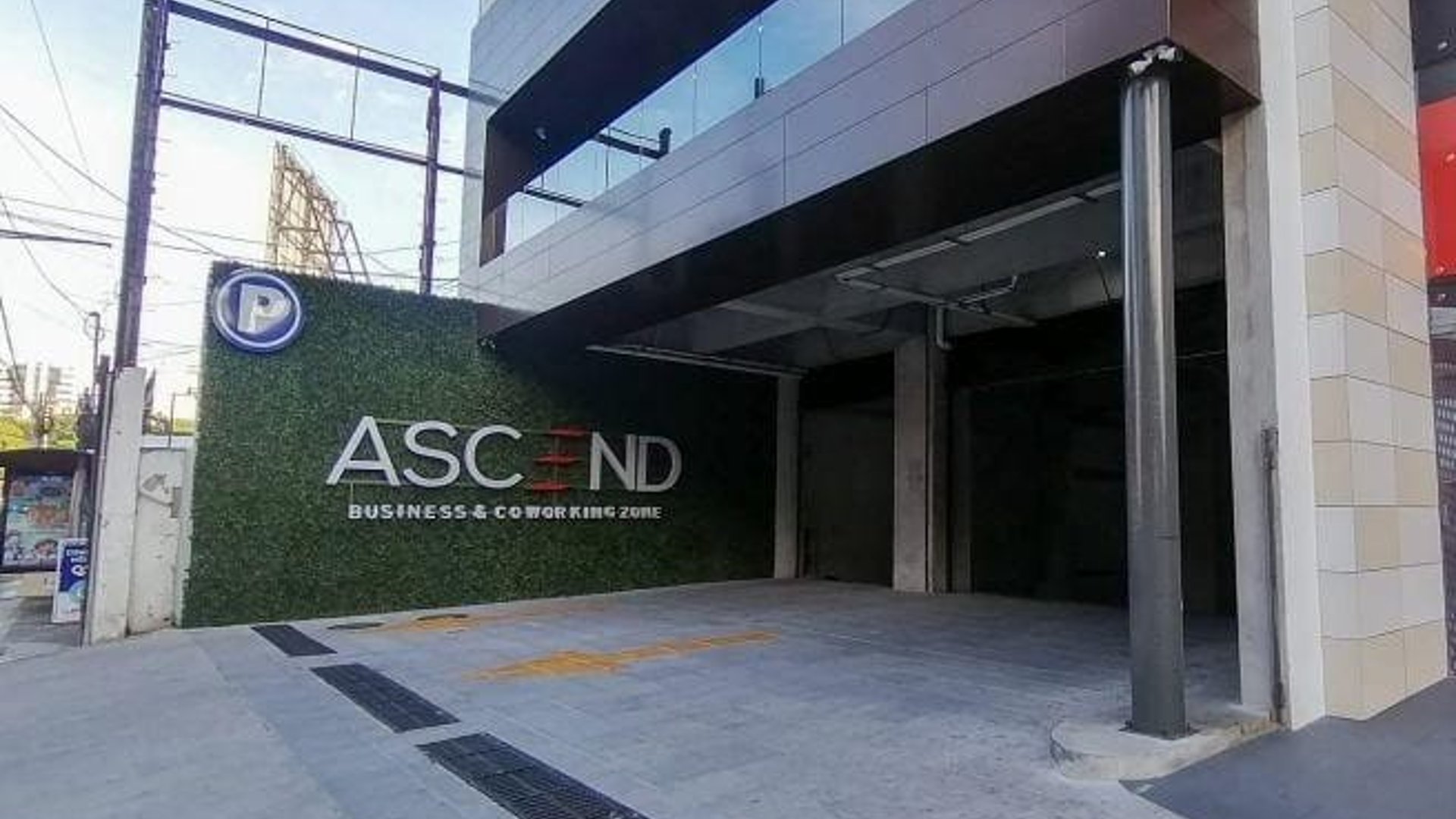 VENTA Oficina Zona 9 Ascend 