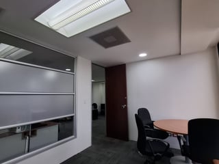 Oficina para inversión en venta en zona 10 Medio nivel - 5