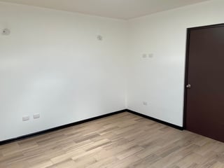Casa Venta | Condominio Fiore Los Olivares | San José Pinula - 2