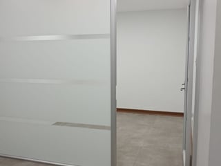 Oficina en Renta en Edificio Centro Empresarial, zona 10 - 5