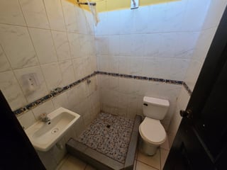 Casa en venta en Residenciales Azahares San José Pinula  Ref-9015 - Image 9