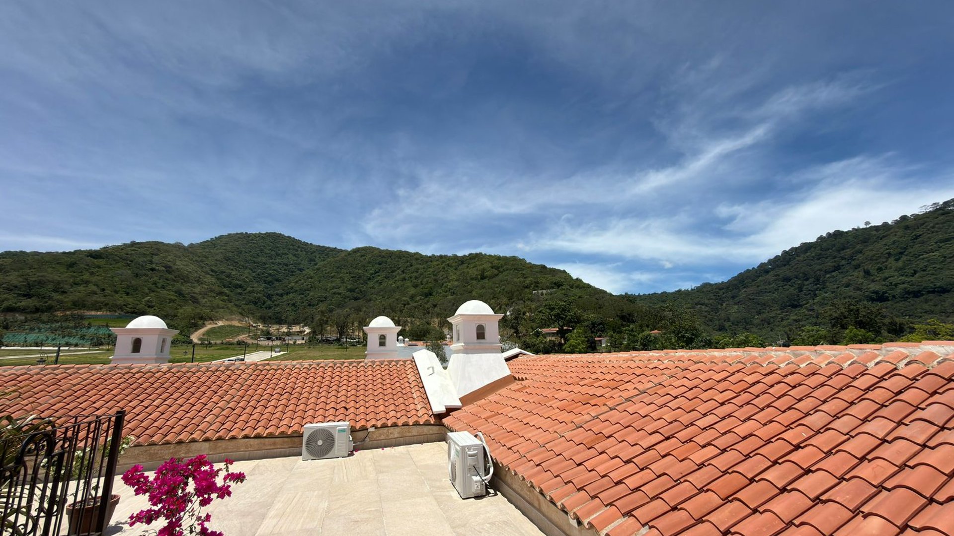 HERMOSA CASA EN VENTA EN CONDOMINIO EXCLUSIVO DE ANTIGUA G. - Miniatura 18