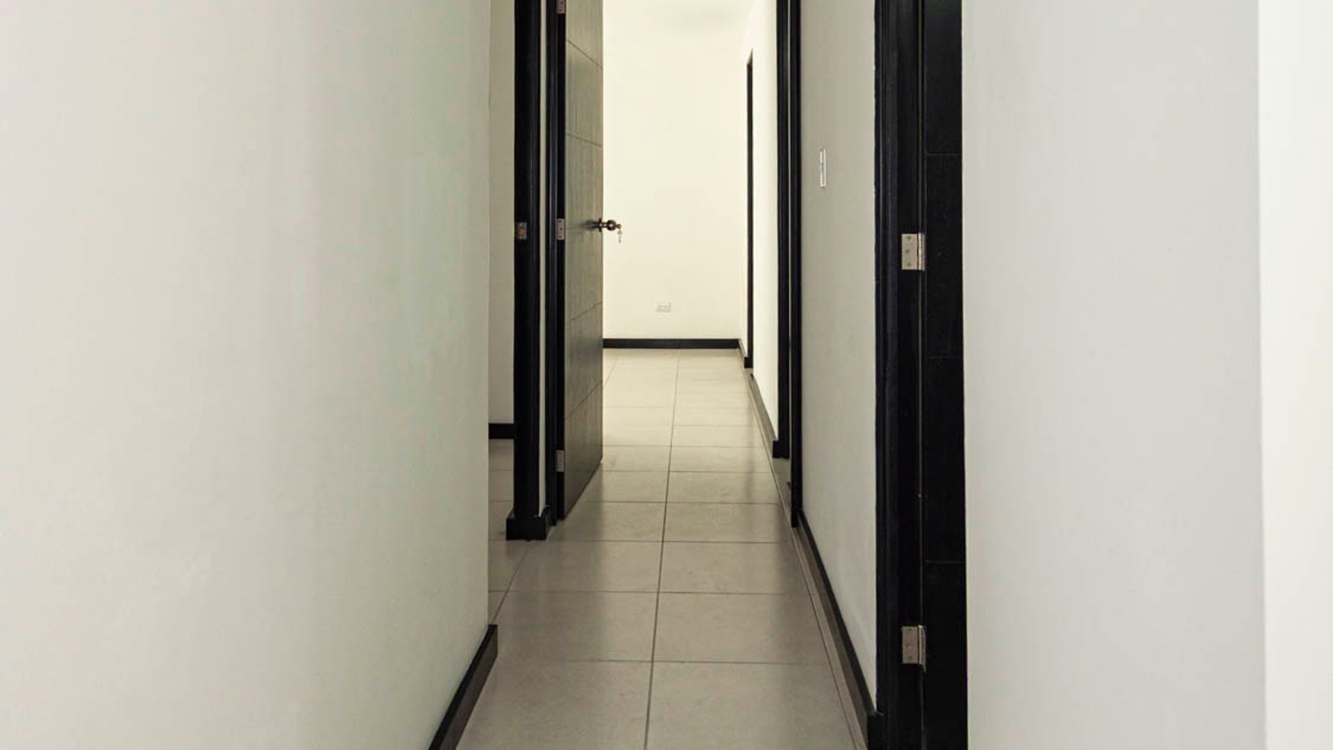 Apartamentos de 3 habitaciones en Museo San Mateo, zona 7 - Miniatura 4