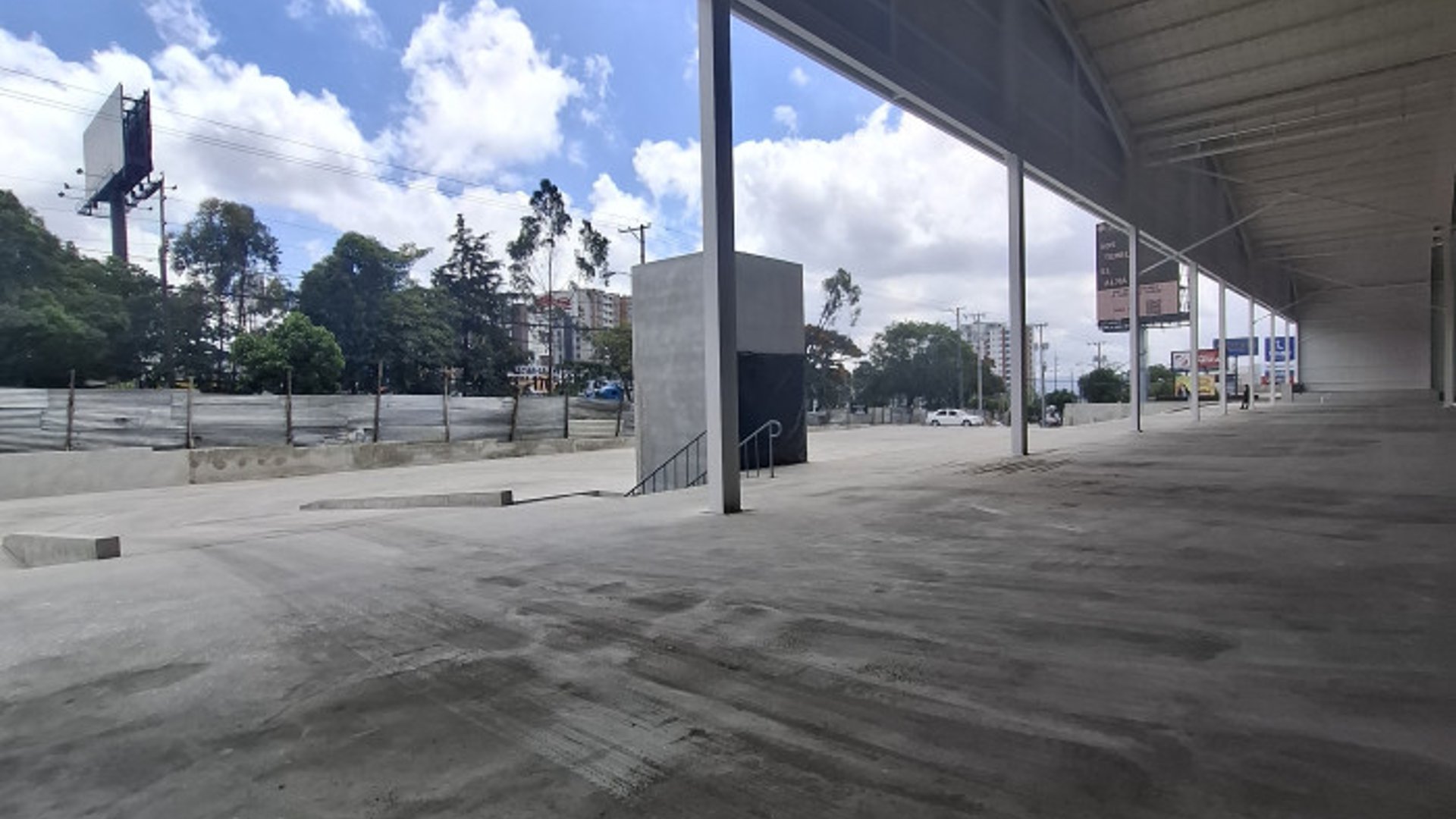 Bodega comercial sobre la Roosevelt zona 11 Toledo - Miniatura 8