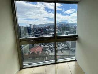 ALQUILER DE ESPACIO PARA OFICINA - TORINO, ZONA 10 - 2