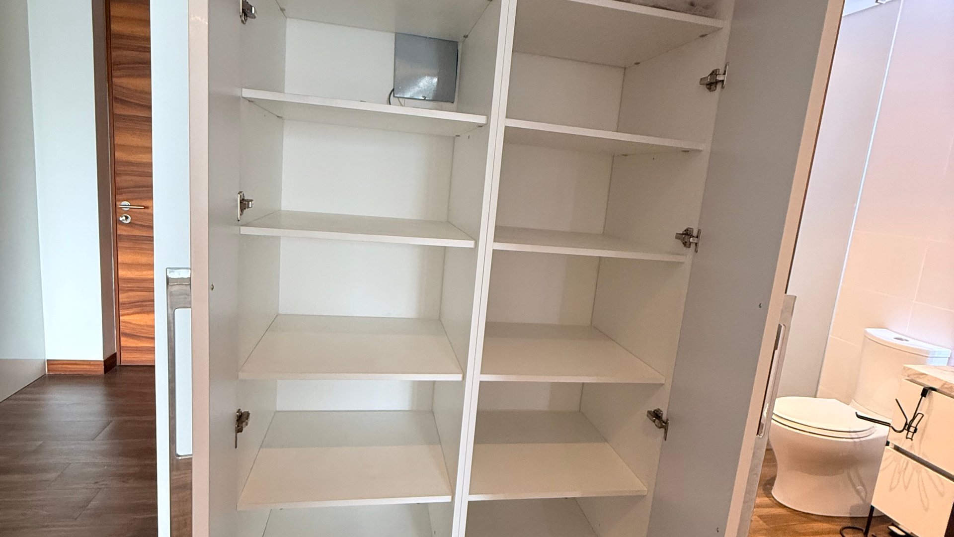 Lindo apartamento amueblado en zona 10, Avia . - Miniatura 3