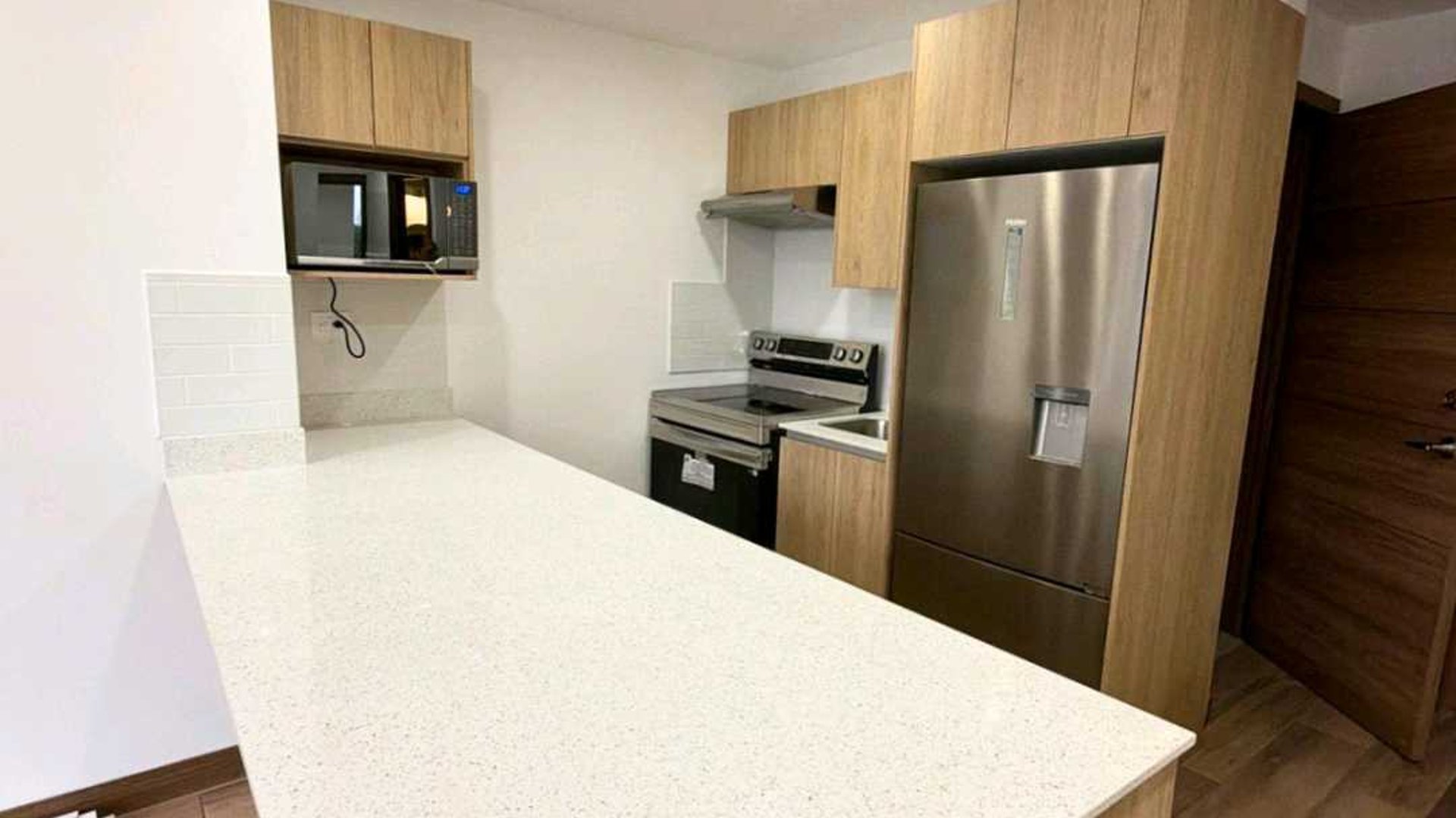 APARTAMENTO EN ALQUILER ????Edificio Privé, Zona 15 - Miniatura 3