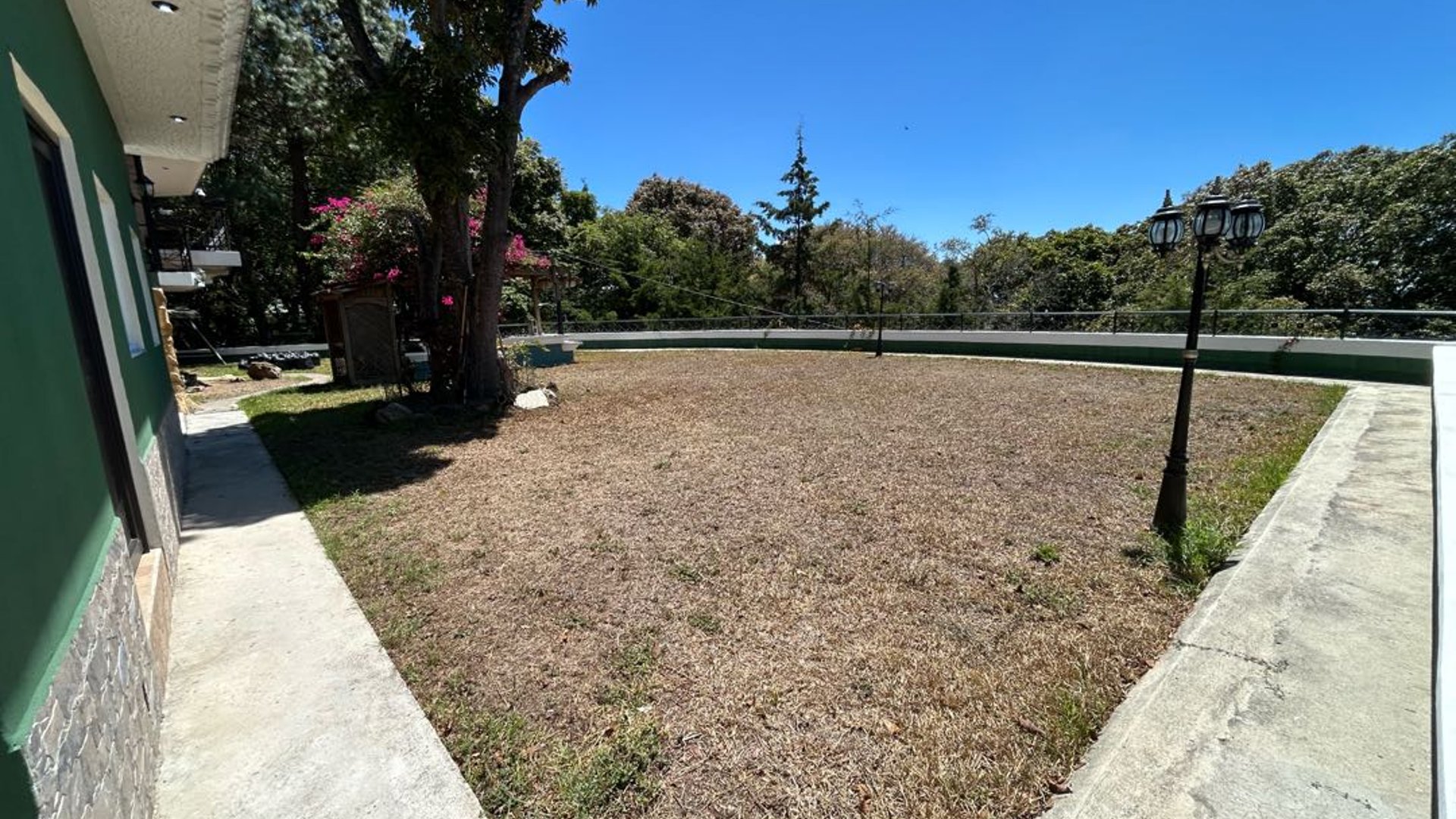 Casa en Venta km. 21.5 Interamericana Condominio Altos de Miralvalle - Miniatura 19