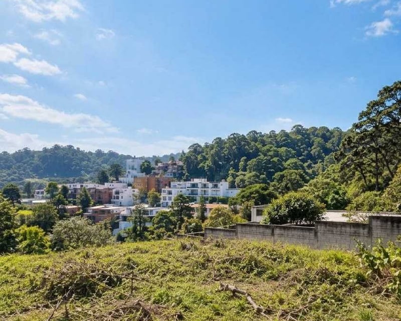 TERRENO EN VENTA 📍Residenciales La Montaña, zona 16