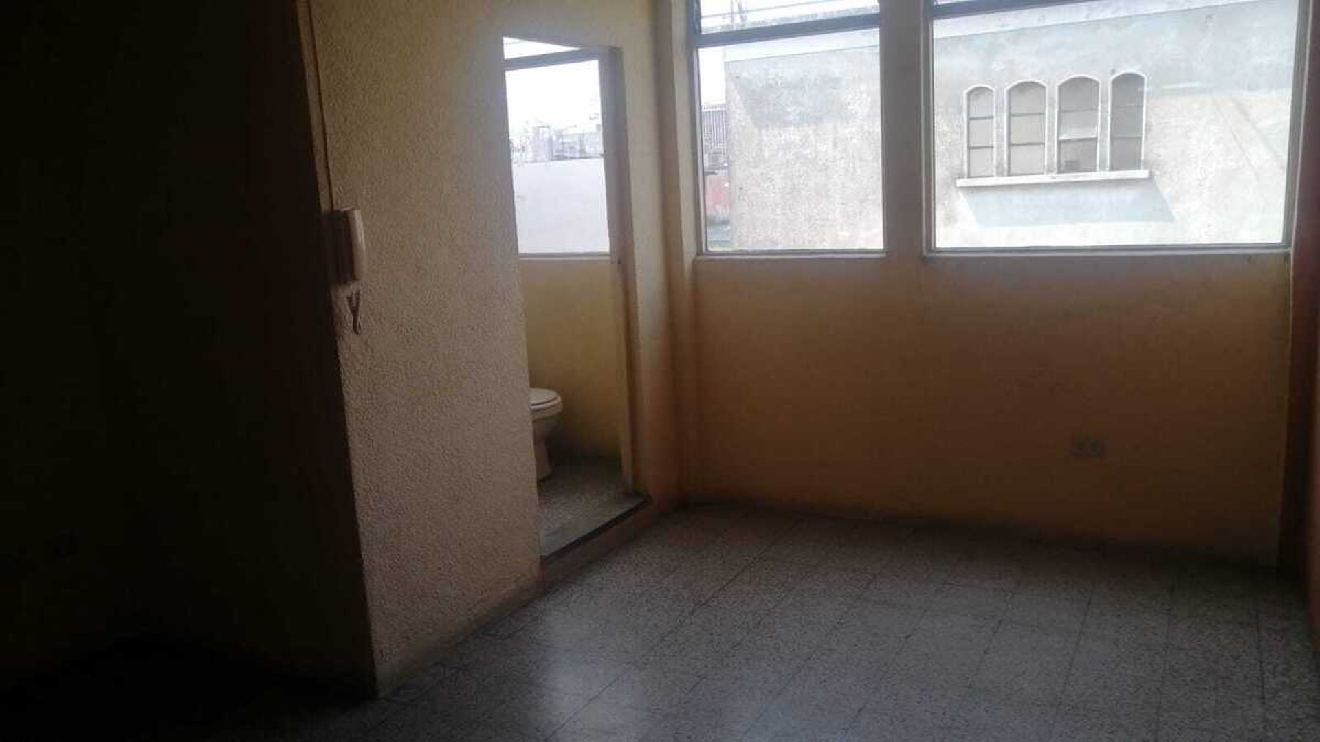 EDIFICIO EN VENTA – ZONA 1 - Miniatura 4