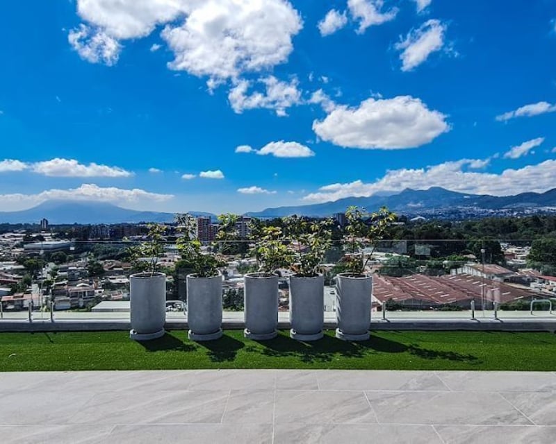 Apartamento en Venta en Villas Mariscal zona 11