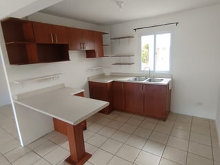 📍 CASA EN VENTA / RENTA – COND. PASEO DE ARRAZOLA | KM 16.5  - 4