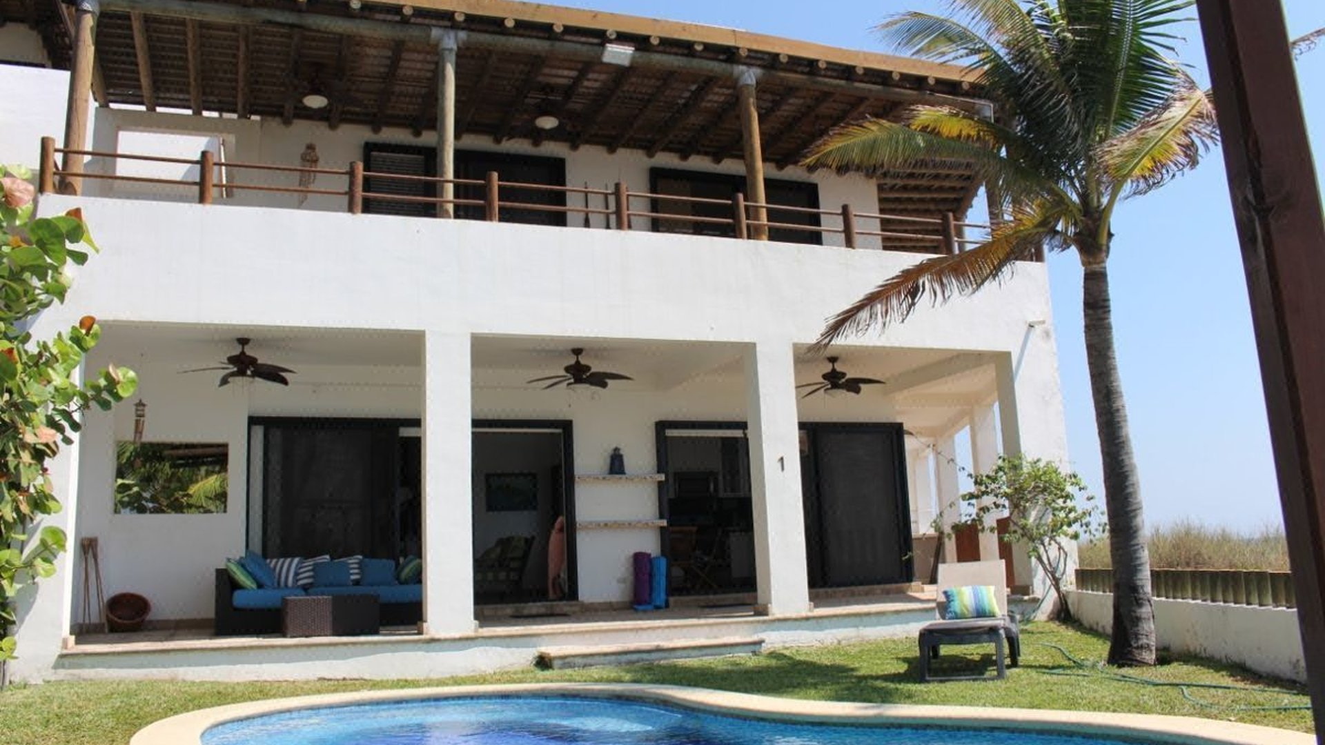 Vendo Casa de playa en Monterrico US$400,000.00