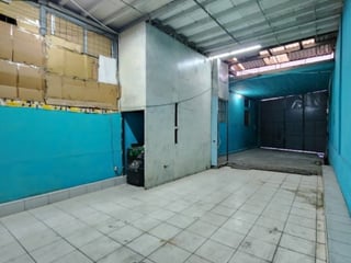 Bodega en Venta Granjas de San Cristóbal, Guatemala - Image 9