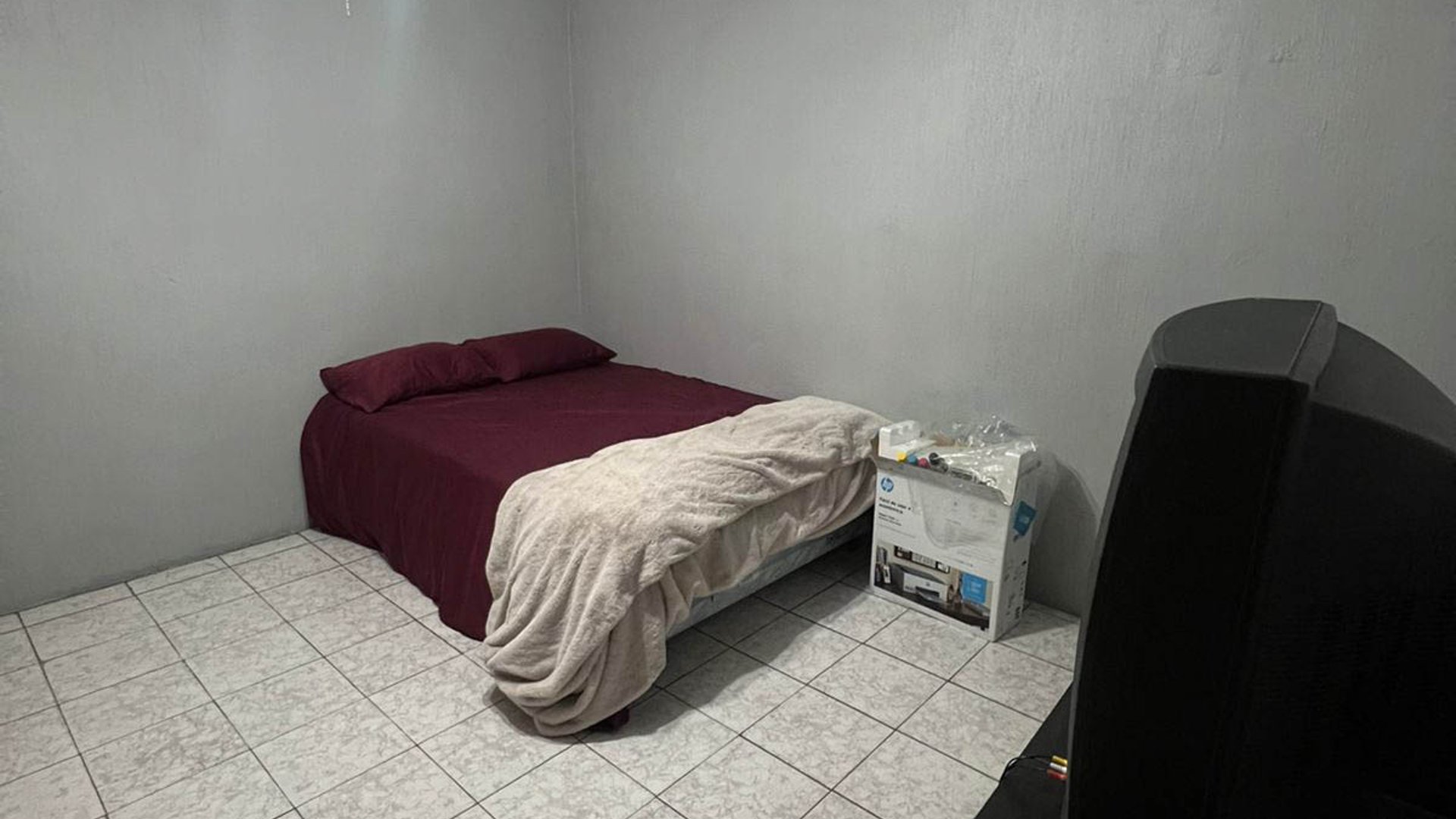 CASA SEMIAMUEBLADA EN VENTA, ZONA 3 DE MIXCO - Miniatura 12
