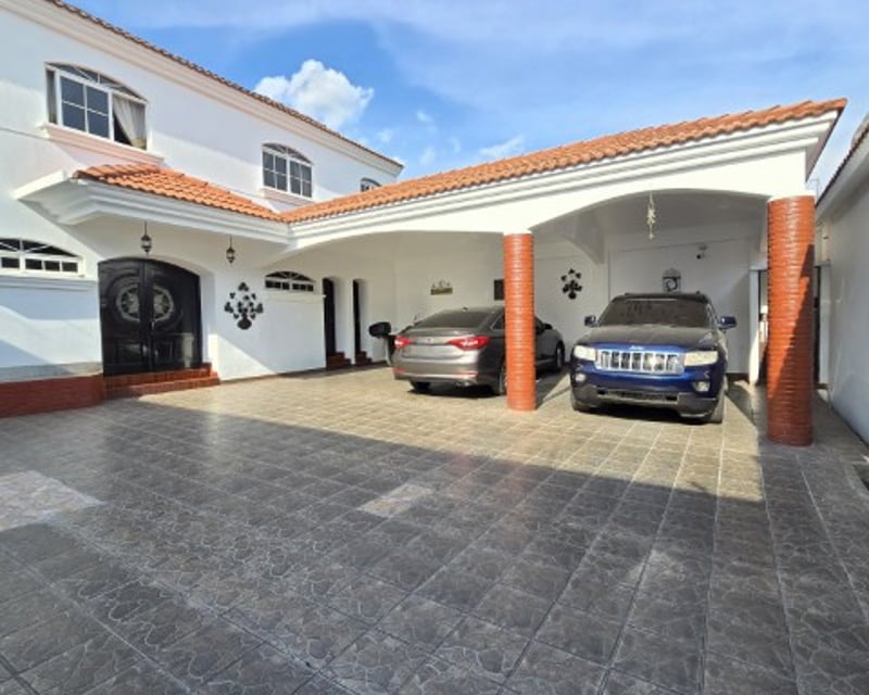 Casa en Venta San Cristóbal Vista al Valle Oriente