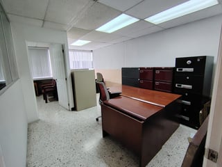 Oficina en Renta en zona 10 con 4 ambientes Ref-5106 - 3