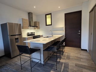 Apartamento amueblado en Alquiler Lirios de Cayala Z.16 - 3