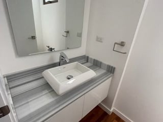Penthouse  en Renta Zona 14 – Amplio, con Terraza y Vista Espectacular - 5