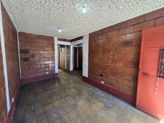 CASA EN VENTA EN ZONA 12, LA REFORMITA   -   Uso Mixto - 4