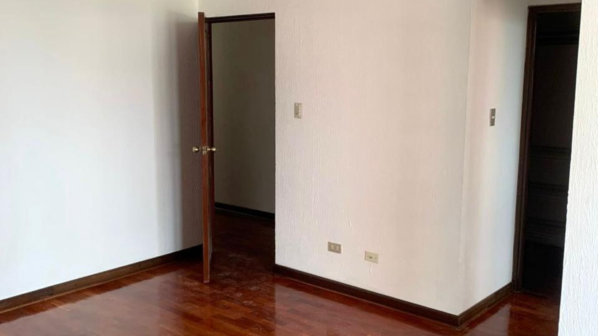 ???? APARTAMENTO EN RENTA – 3 HAB + SALA FAMILIAR | GRECO | ZONA 14 - Miniatura 6