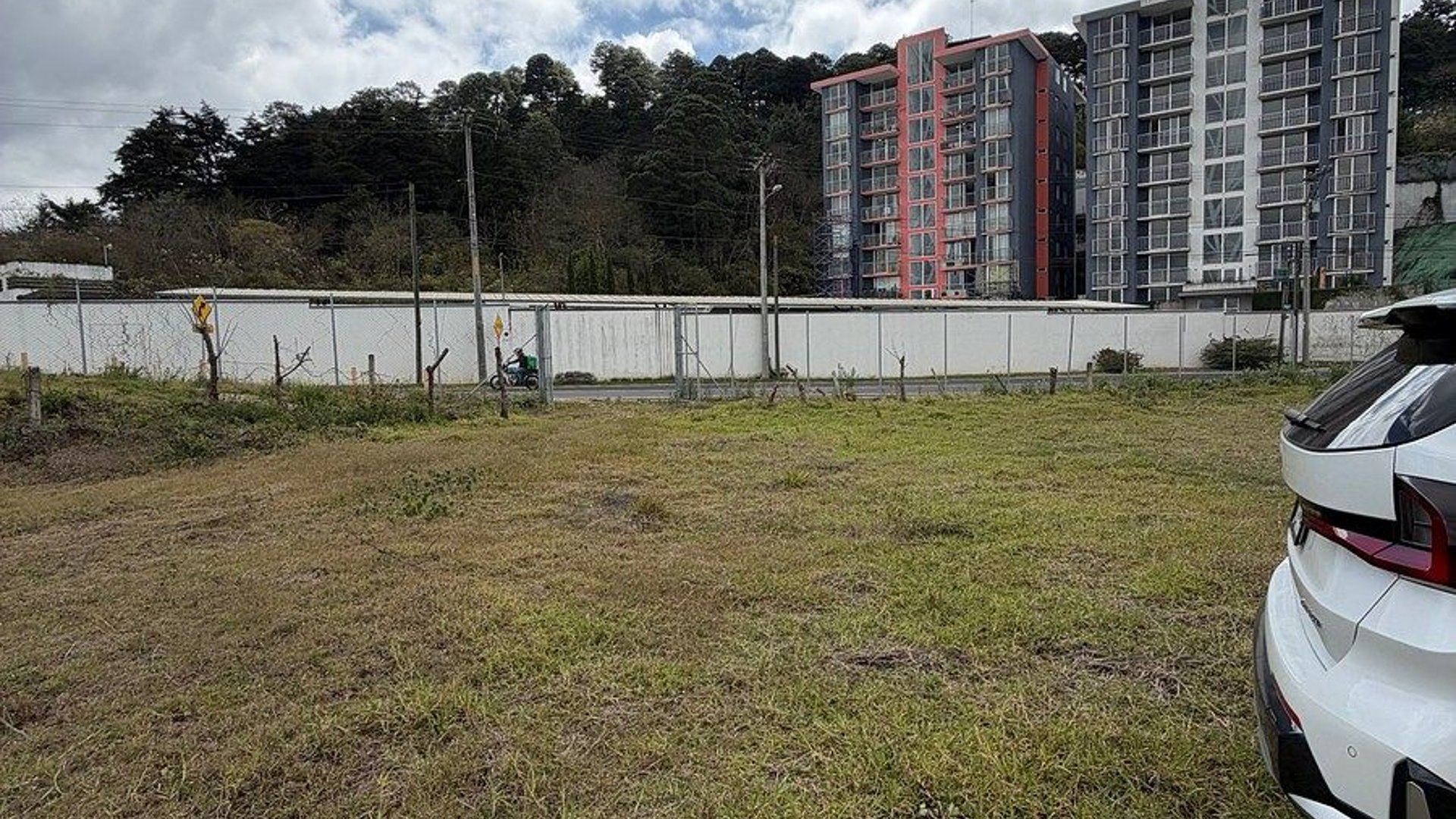 Terreno en renta en Zona 16, camino al Pulte - Miniatura 3