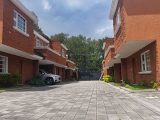 Casa en venta en Villas del Pedregal, Zona 15 - 4