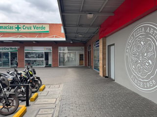 LOCAL DE 60M2 EN DELTA BARCENAS - 2