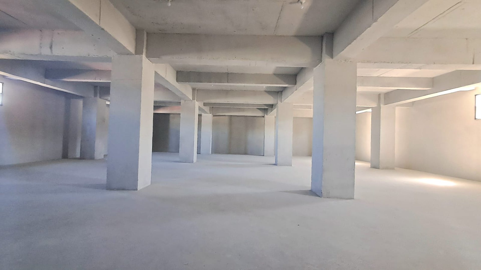 ???? BODEGAS EN RENTA – AVENIDA ELENA Y 20 CALLE | ZONA 1 - Miniatura 8