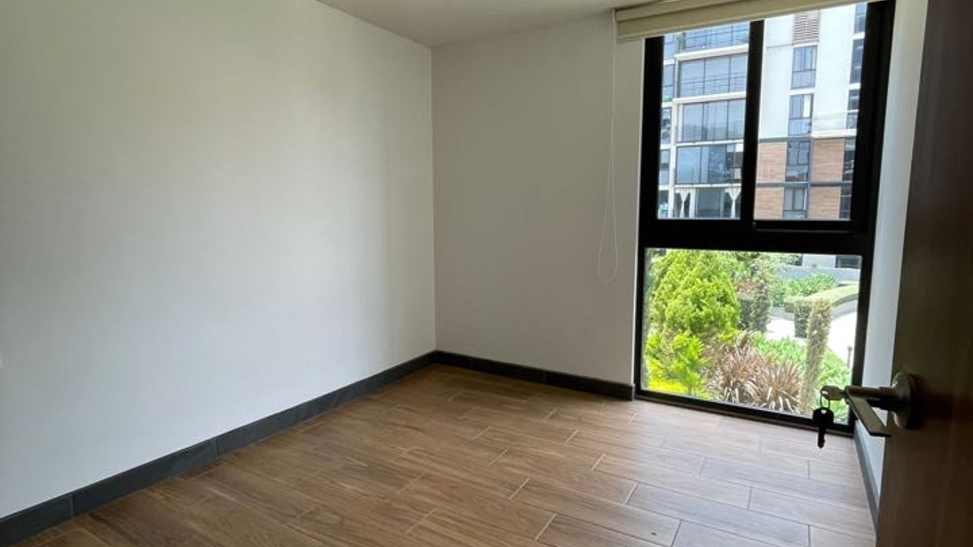 Apartamento en Renta Edificio be14, Zona 14 La Villa - Miniatura 4