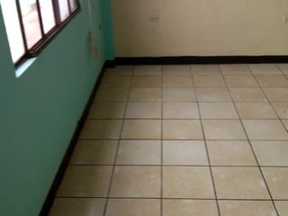 Edificio en Venta con 4 Apartamentos en Villa Nueva - 4