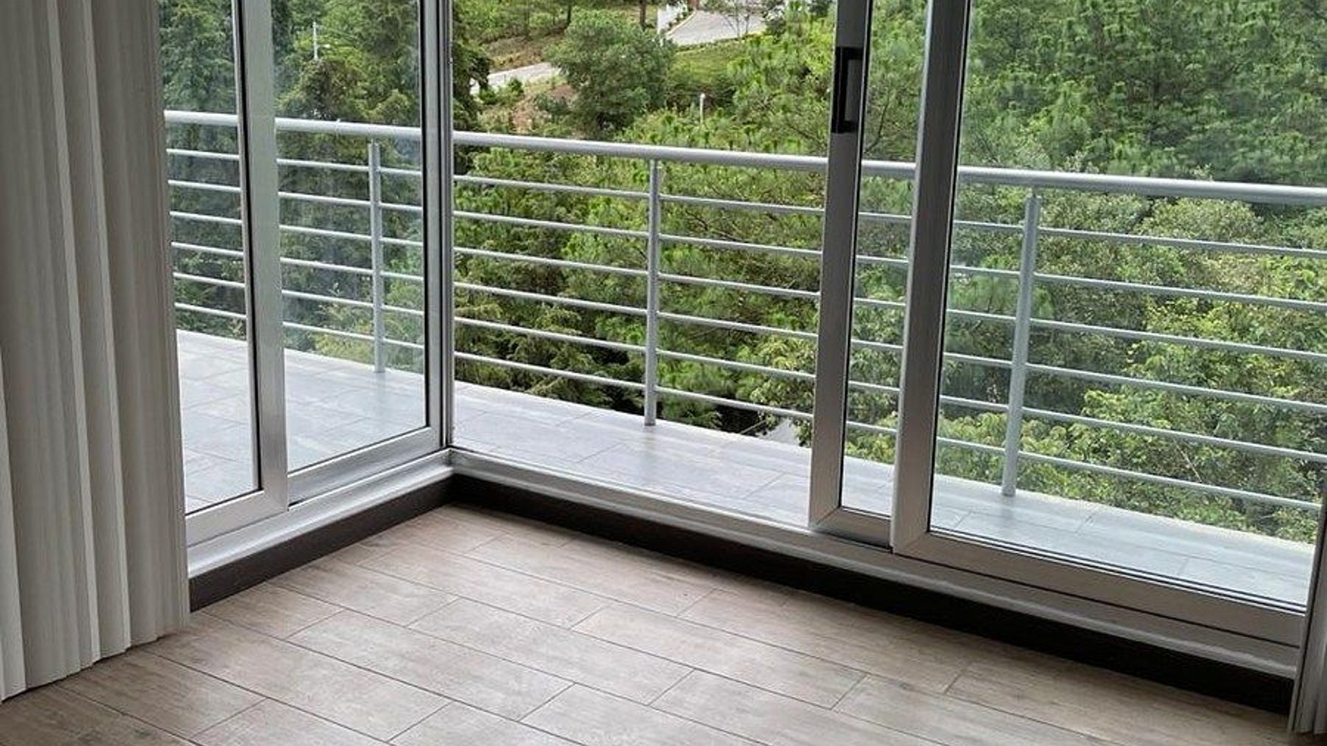 Apartamento en VENTA en Caledonia Zona 16 - Image 1