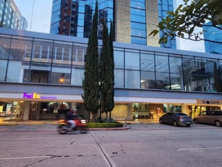 Oficina en renta Edificio de zona 10 - 3