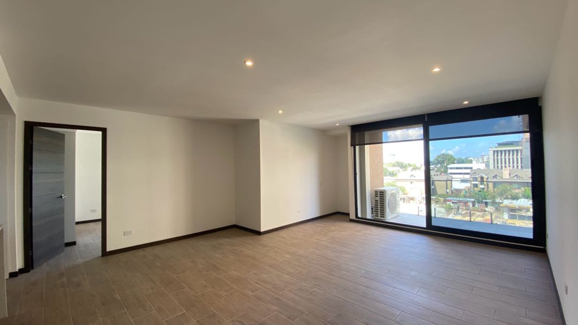 Apartamento en alquiler y venta, Aure zona 13
