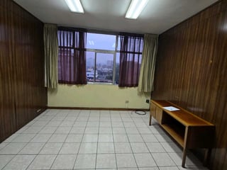 Alquiler de oficina tabicada en Edificio Plaza Marítima zona 10 - Image 5