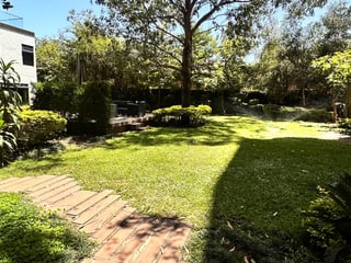 Precioso apartamento de 2 niveles con jardín en ZEN zona 16 - Image 16