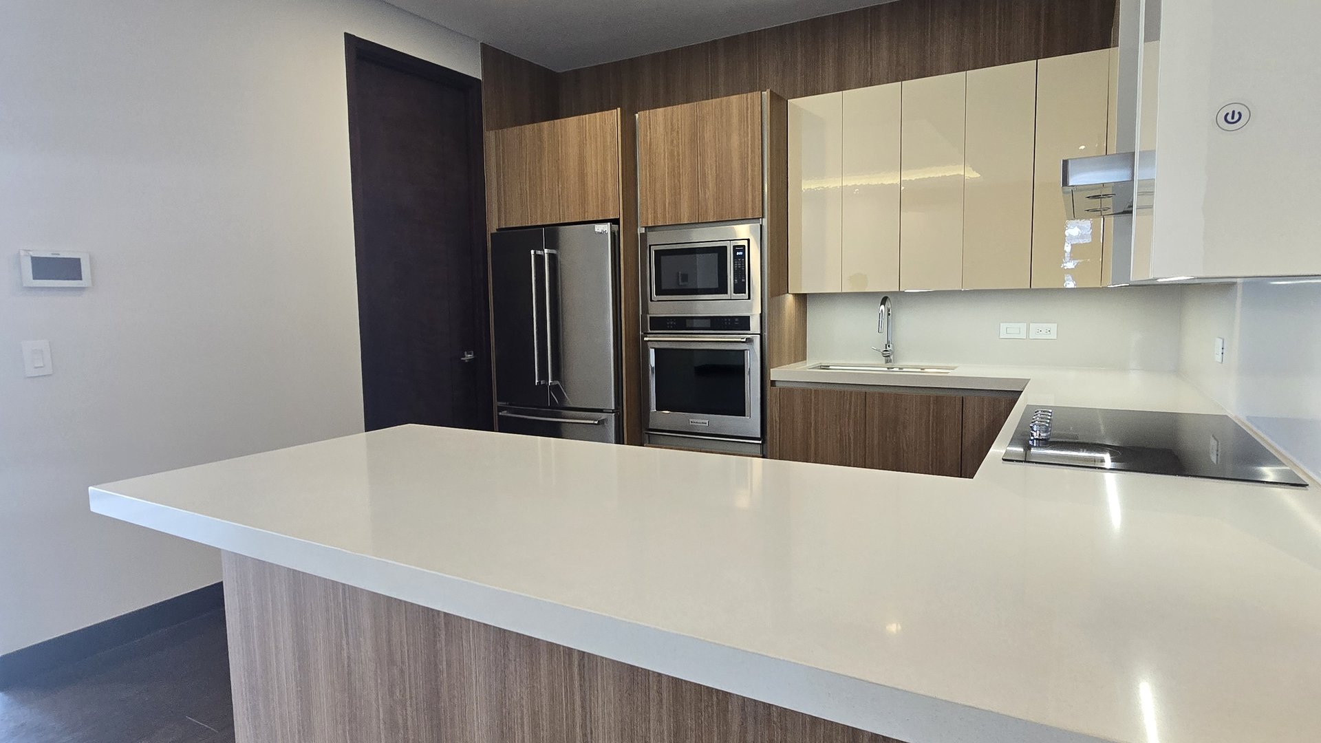 Apartamento en Z.14 en Venta o Alquiler - Image 1