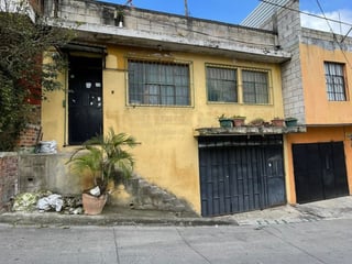 Casa en Venta en zona 17, Colonia Salud Publica - 2
