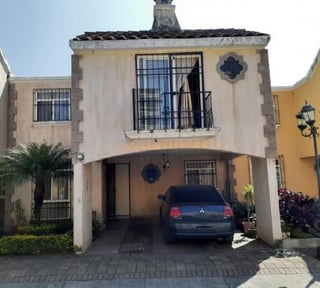 Casa  en Venta Villa Canales en Condominio con Garita
